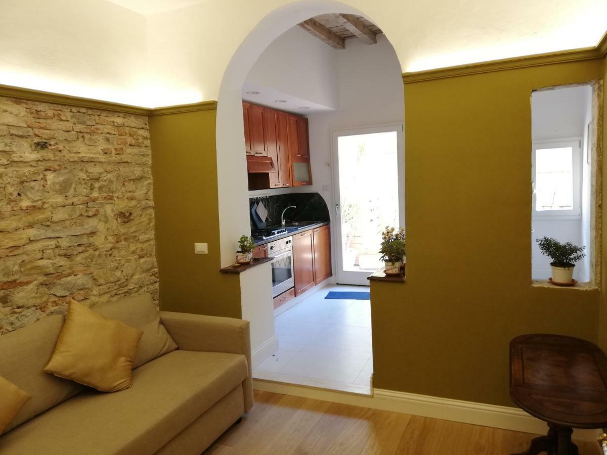 Borgo San Frediano Suites Флоренция Экстерьер фото